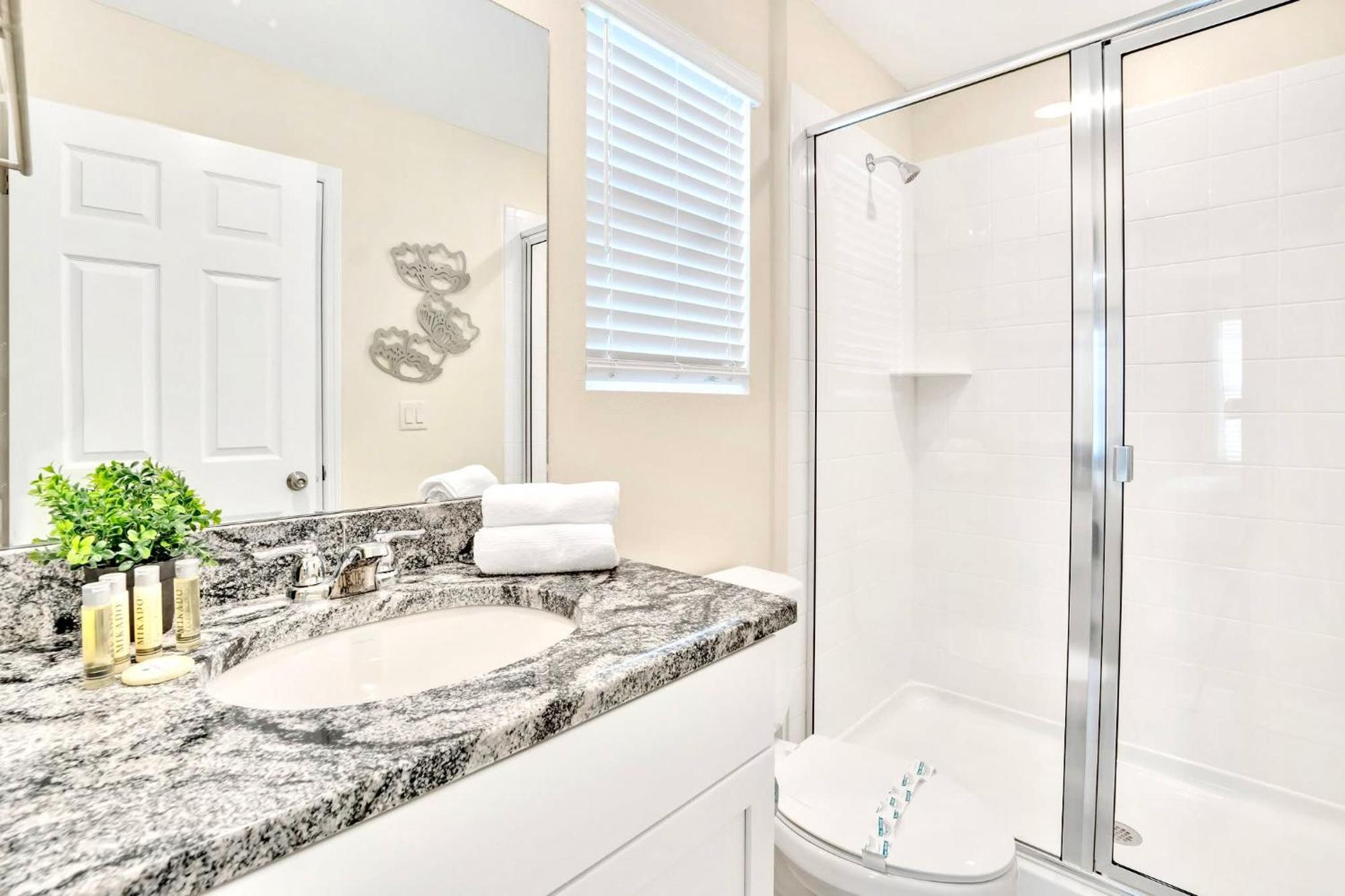 Stunning Rare Lake Front 7Br Holiday Home - Sleeps 14 - Pool, Hot Tub, & Games! Orlando Extérieur photo