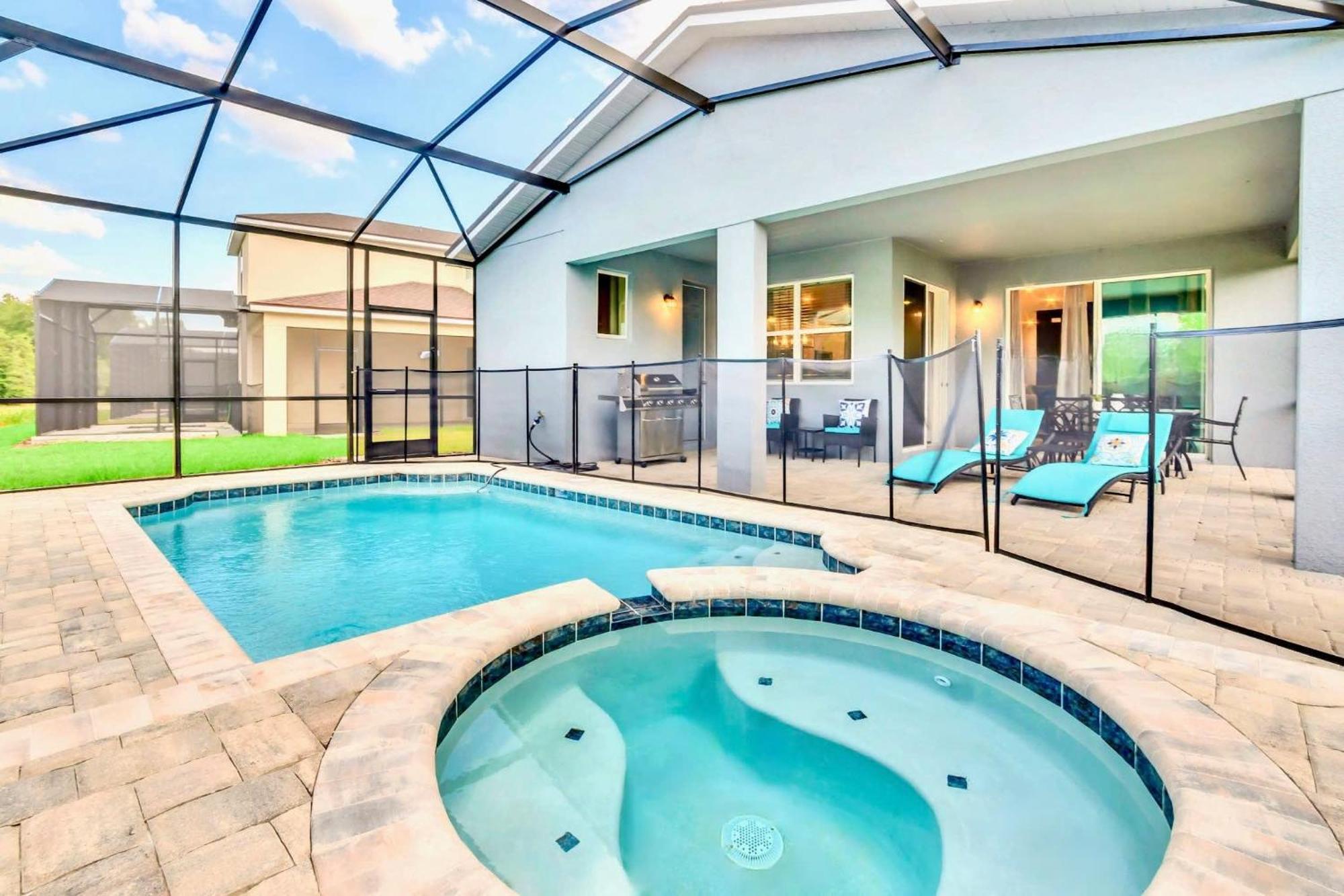 Stunning Rare Lake Front 7Br Holiday Home - Sleeps 14 - Pool, Hot Tub, & Games! Orlando Extérieur photo